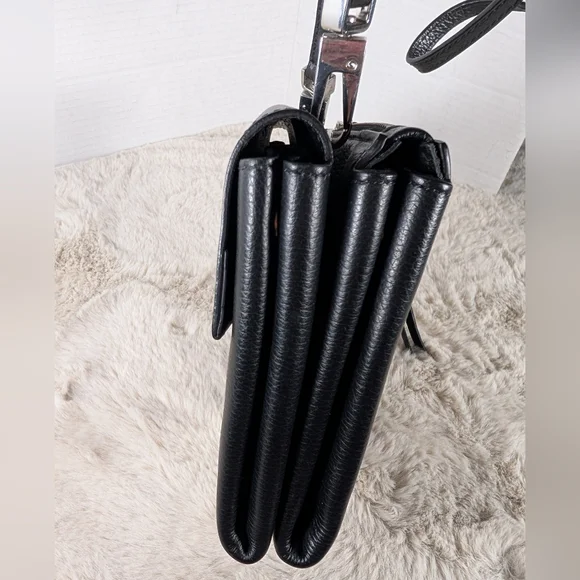 Coccinelle Loving Valentine Heart Crossbody Handbag - Picture 8 of 10